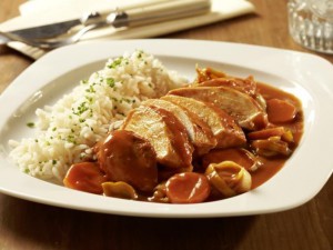 Rezept Bauerngulasch_Ha¦êhnchenbrustfilet nach Bauern Art